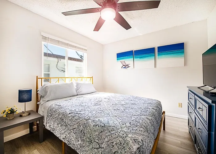 2bd 2ba Beachside E 3min To Pool! Apartment *