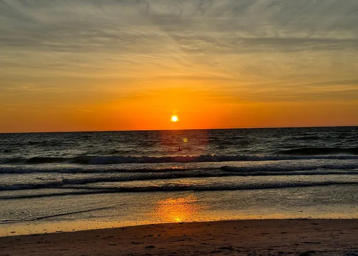 2bd 2ba Beachside E 3min To Pool!